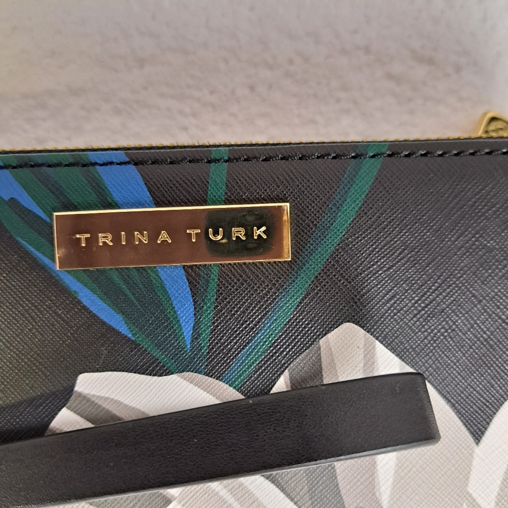 Trina Turk Floral‎ Wristlet Wallet, Zip-Around Continental Wallet - Picture 2 of 9